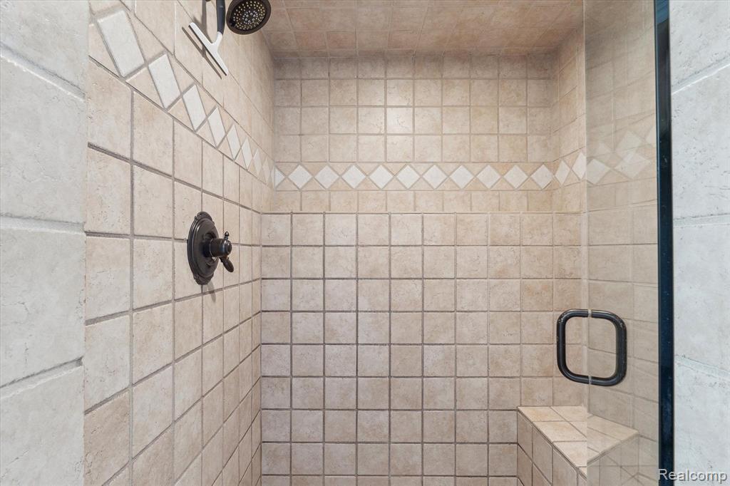 6640 CORRAL, West Bloomfield, MI 48324 — Photo 31