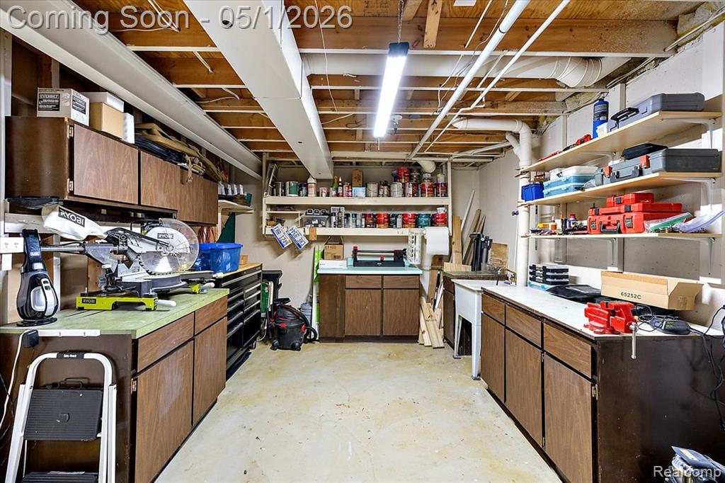 43316 Ashbury Drive, Novi, MI — Photo 47