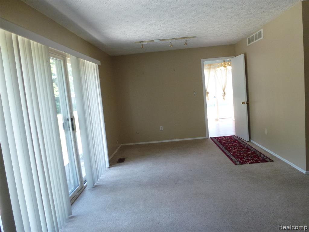 4310 Cypress Drive, Troy, MI 48085 — Photo 4