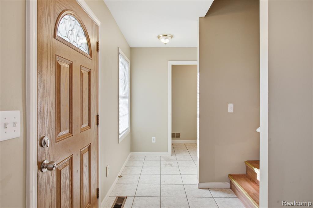 4118 Devon Road, Royal Oak, MI 48073 — Photo 3