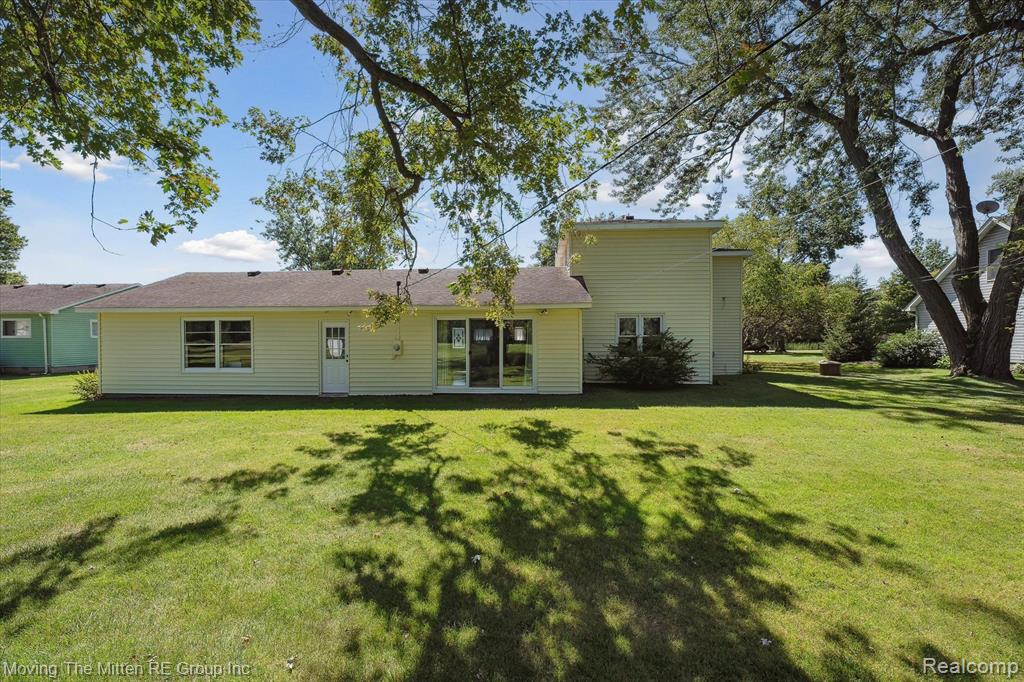 43832 ROBSON Road, Van Buren, MI 48111 — Photo 40