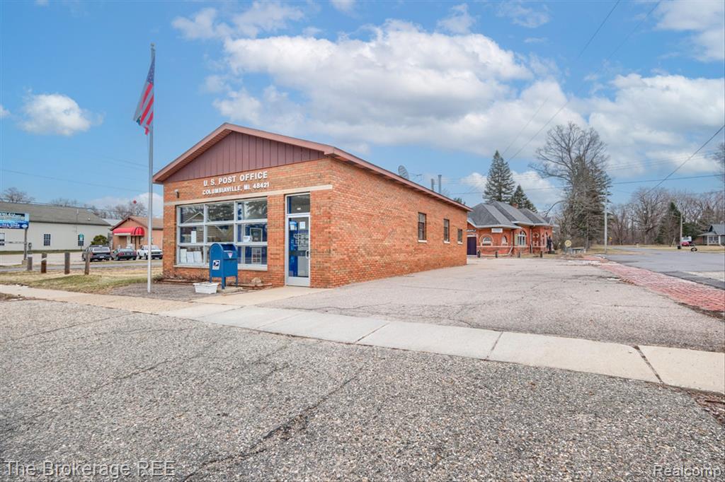4643 Pine Street, Columbiaville, MI 48421 — Photo 2