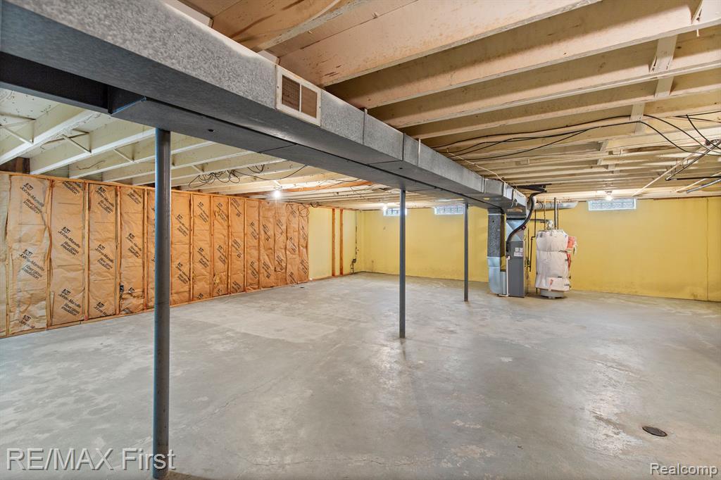 5848 MERRIMAN Road, Garden City, MI — Photo 17