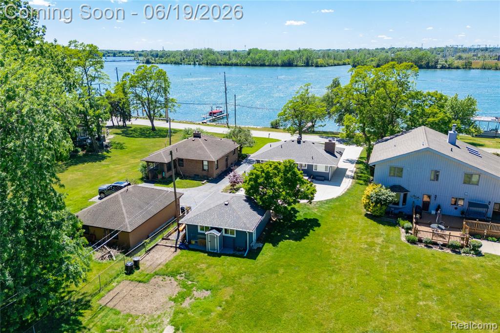 25815 West River Road, Grosse Ile, MI 48138 — Photo 40