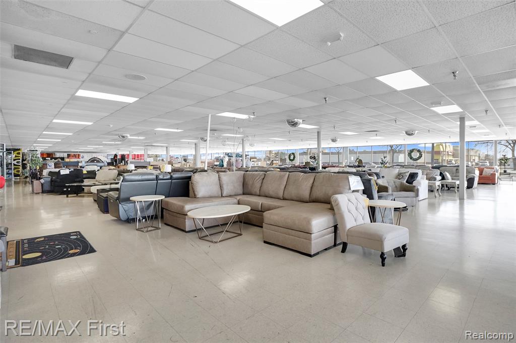 8655 E 8 Mile Road, Warren, MI 48089 — Photo 13
