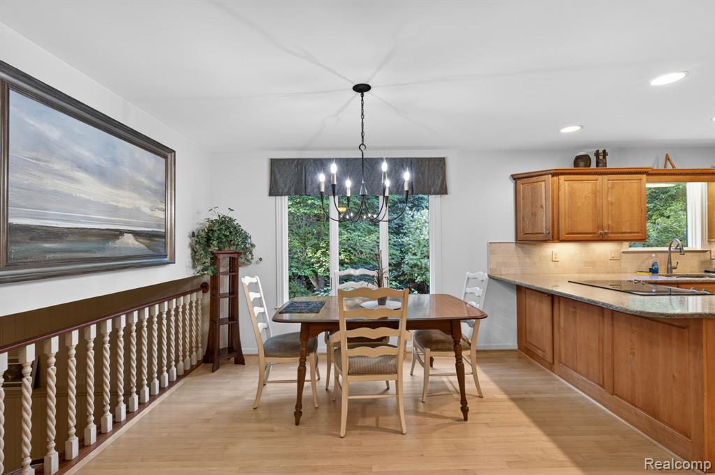 9144 Deer Park Court, Fenton, MI 48430 — Photo 16
