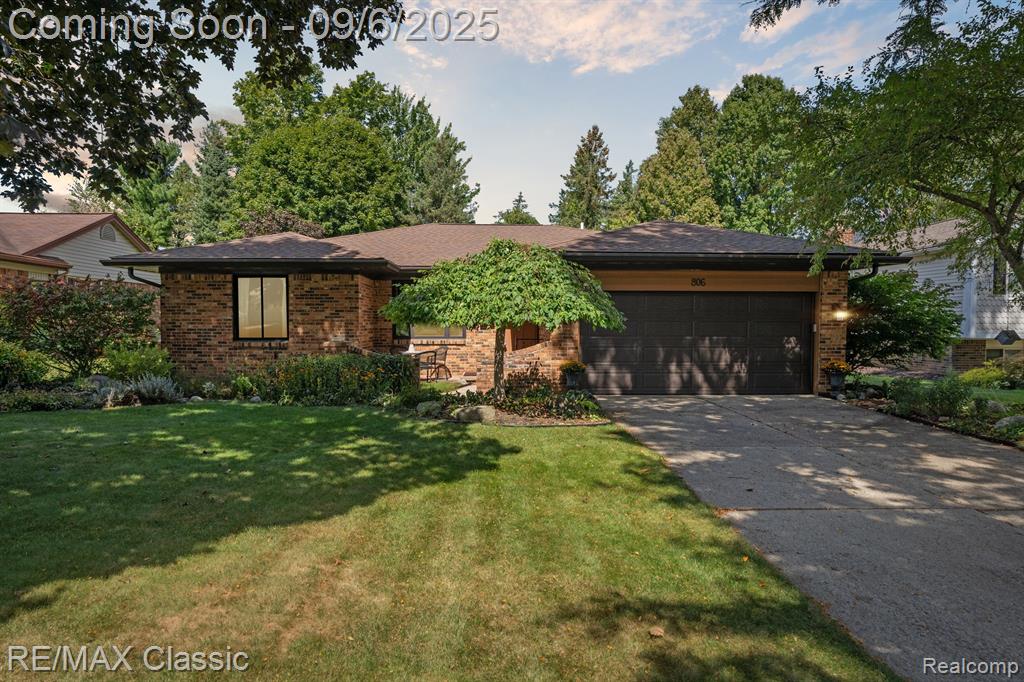 806 Abbey Lane, Milford, MI 48381 — Photo 37