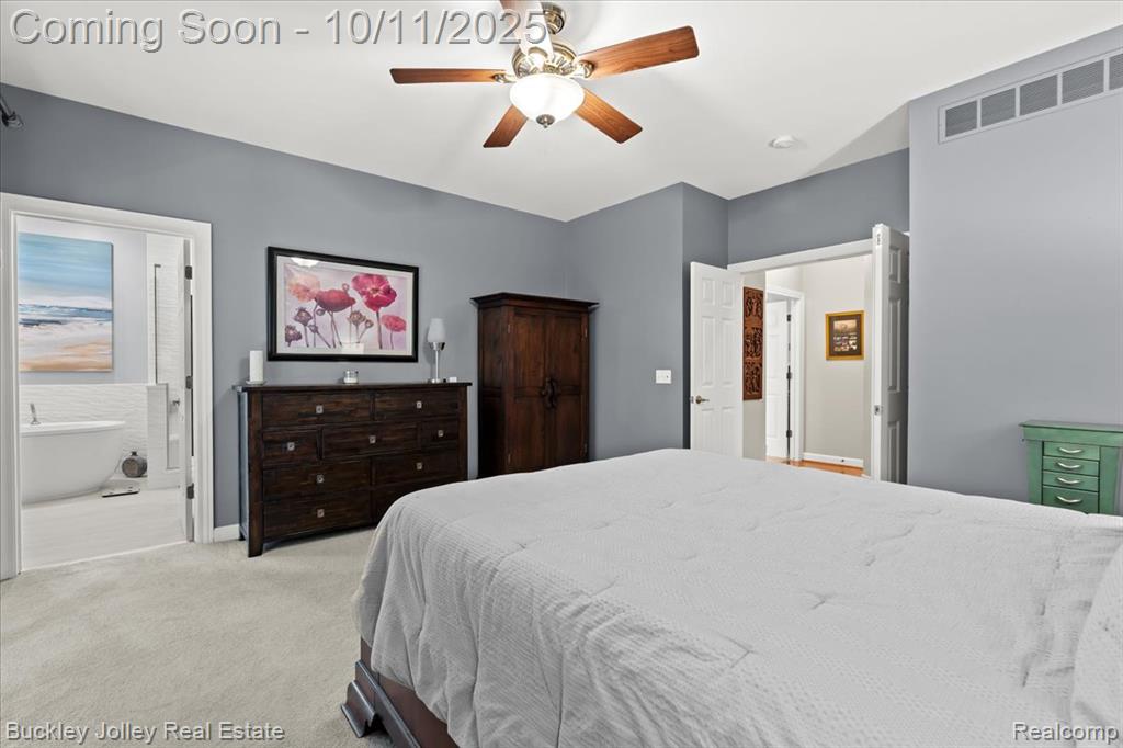 9430 Sheltering Oaks Drive, Brighton, MI 48114 — Photo 8