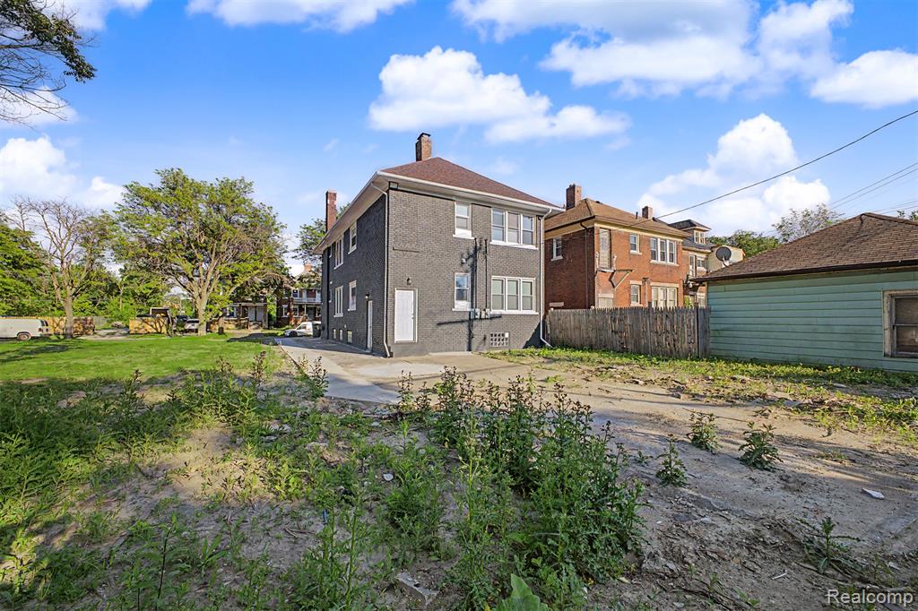 5060 S Clarendon Street, Detroit, MI 48204 — Photo 48
