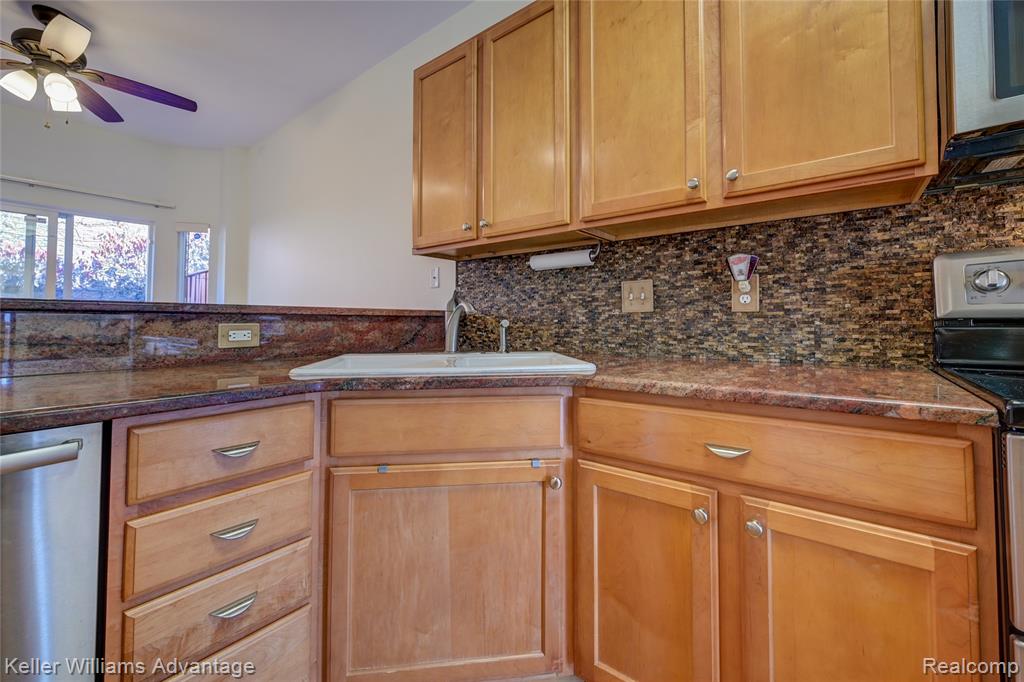 42432 Corlina Drive, Northville, MI 48167 — Photo 13