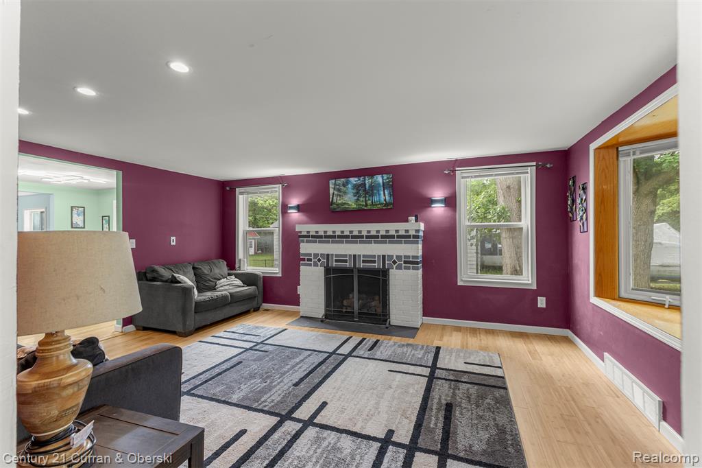 18491 Savage Road, Belleville, MI 48111 — Photo 12
