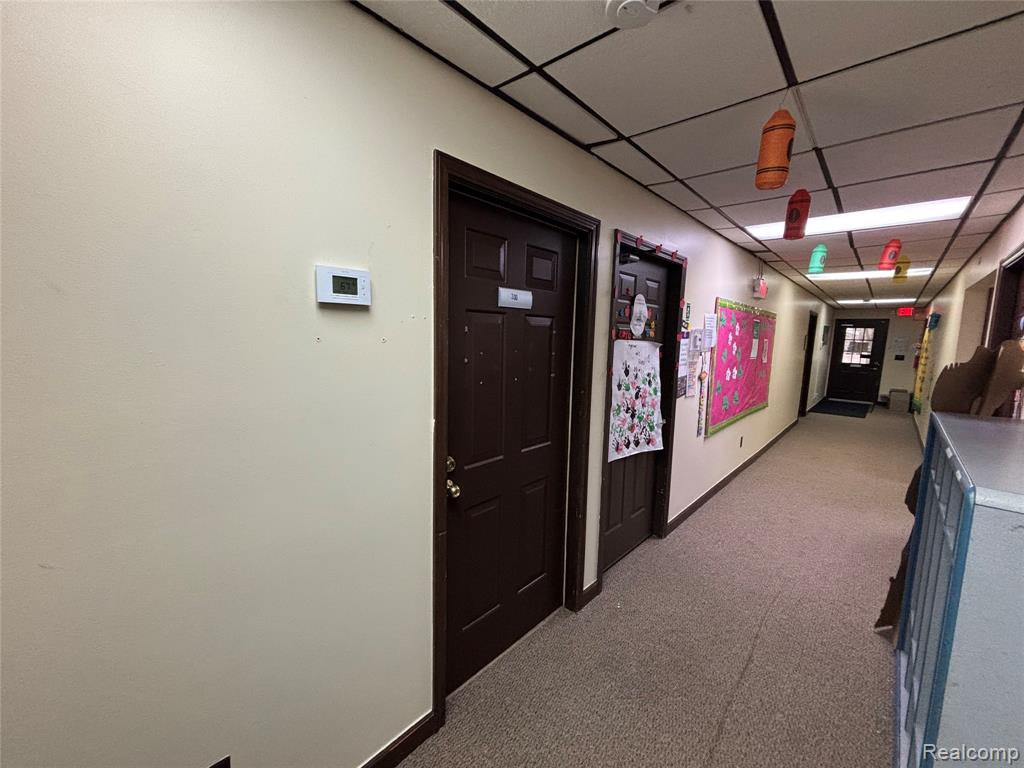 21999 Farmington Road, Farmington, MI, 48336