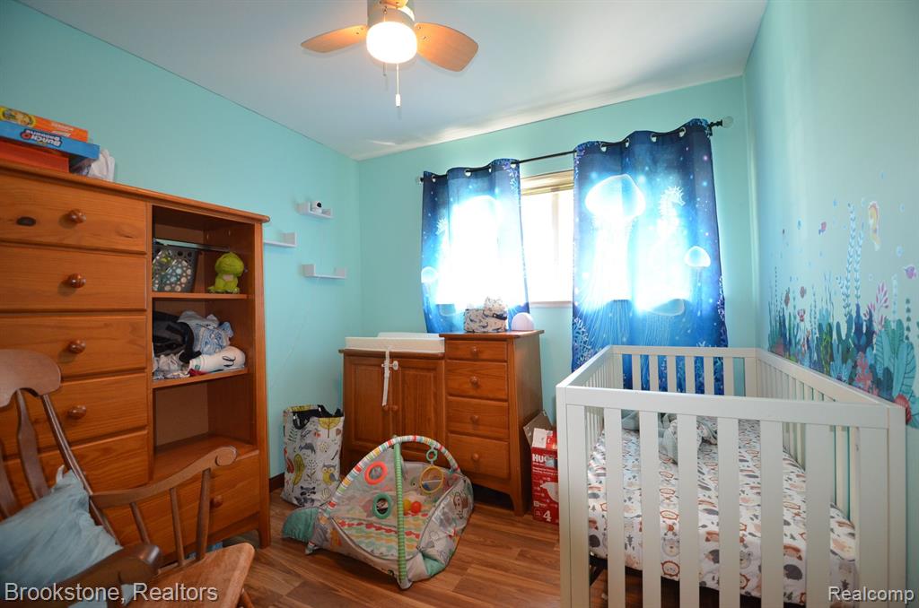 10083 HEGEL Road, Goodrich Vlg, MI — Photo 44