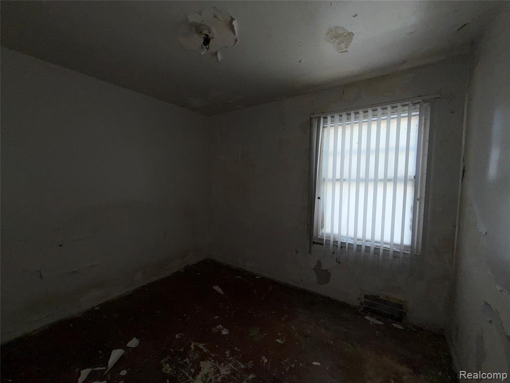 8418 Brace Street, Detroit, MI 48228 — Photo 14