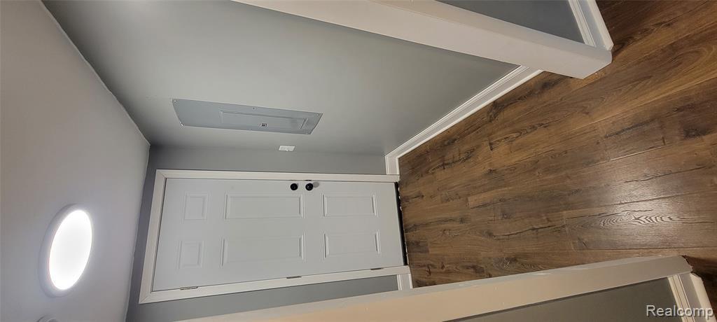 405 E Mill Street, Capac, MI 48014 — Photo 11