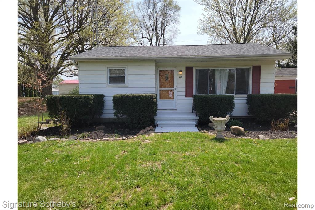 118 Daley Road, Lapeer, MI 48446