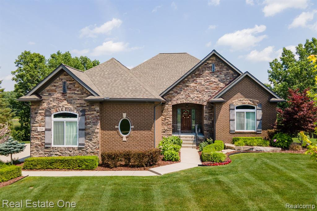 294 Golfside Drive, Oxford, MI 48371