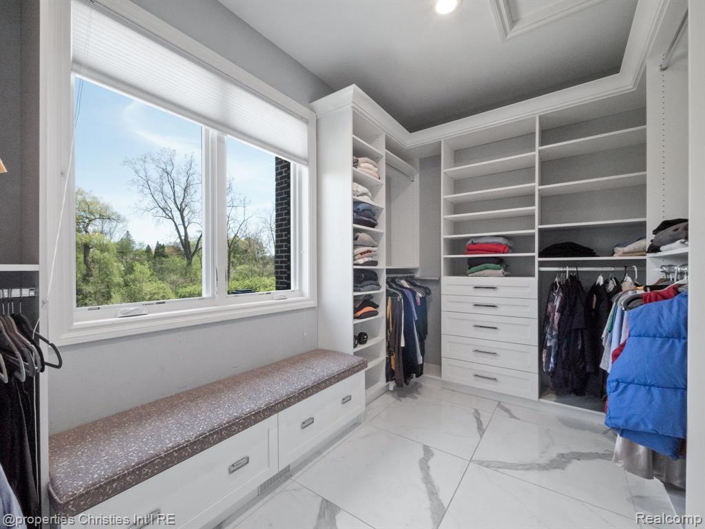 920 SOUTHDOWN Road, Bloomfield Hills, MI 48304 — Photo 29