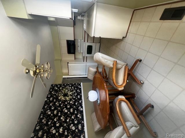 5918 N Lafayette Avenue, Dearborn Heights, MI 48127 — Photo 5
