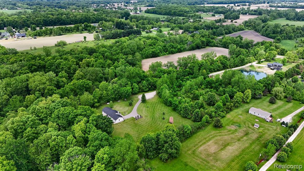 9565 Crofoot Road, Fowlerville, MI 48836 — Photo 58