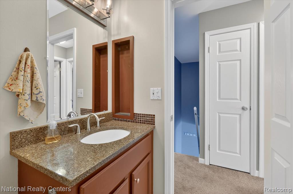 526 W Rockwell Street, Fenton, MI 48430 — Photo 23
