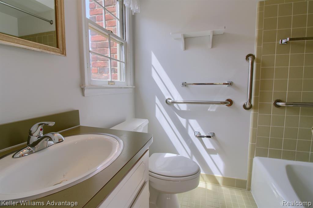 46895 BETTYHILL, Plymouth, MI 48170 — Photo 25