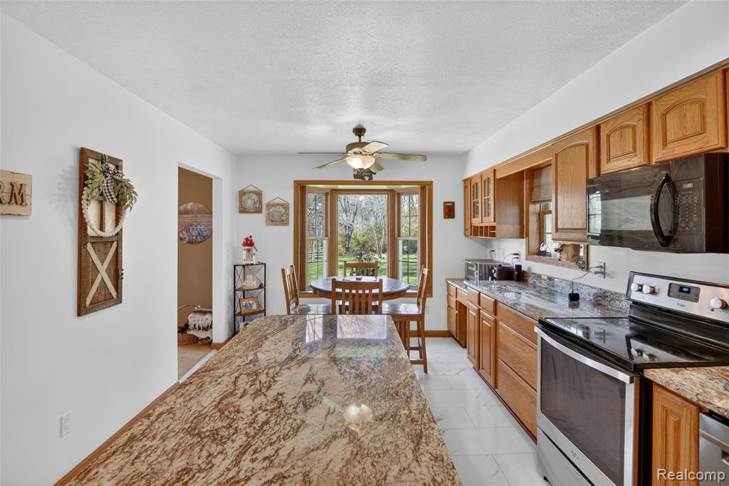 7233 Hague Avenue, Jackson, MI 49201 — Photo 10