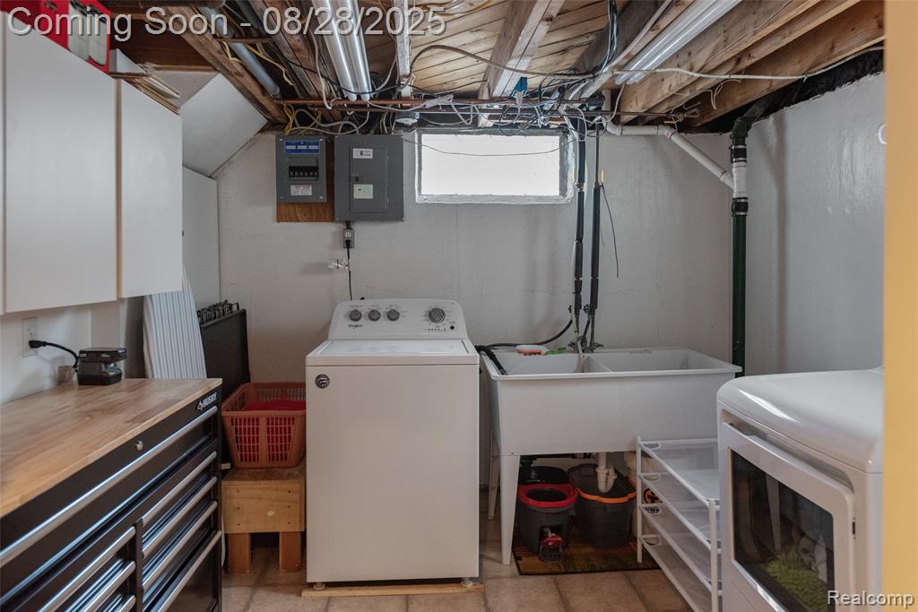 727 S Vermont Avenue, Royal Oak, MI 48067 — Photo 38