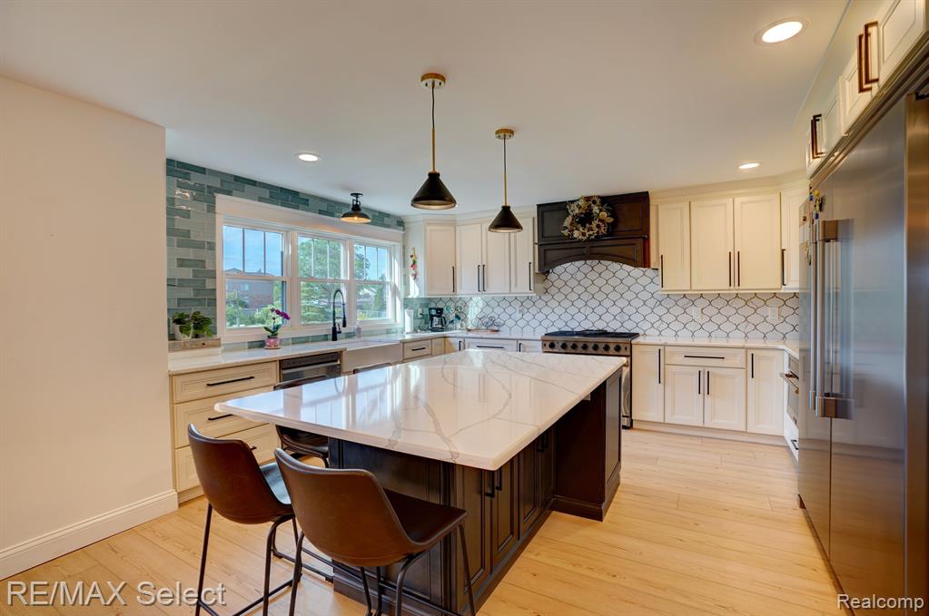 6181 Kings Scepter Court, Grand Blanc, MI 48439 — Photo 11