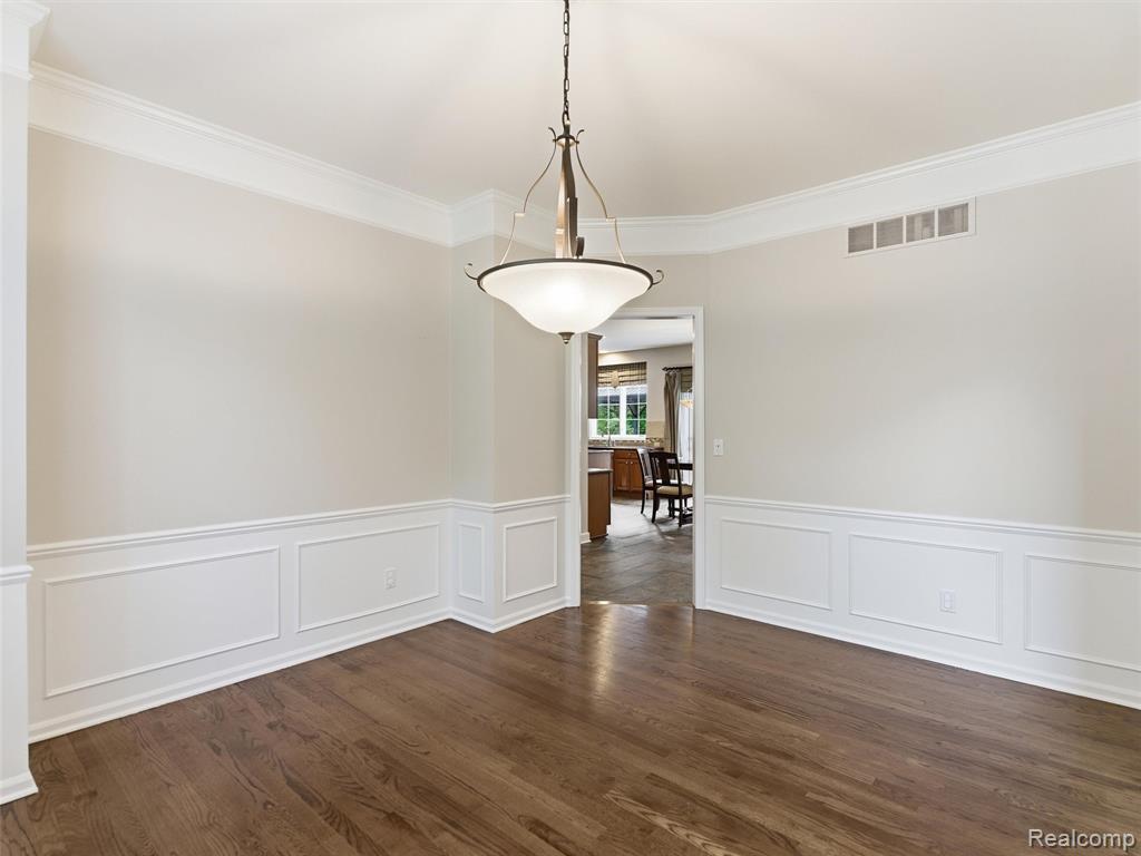 5454 Creekmonte Drive, Rochester, MI 48306 — Photo 24