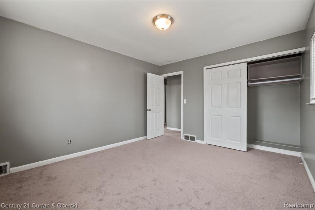 865 DESOTO Avenue, Ypsilanti, MI 48198 — Photo 15