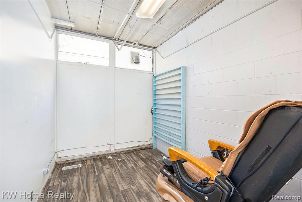 740 EMERICK Street, Ypsilanti, MI 48198 — Photo 12
