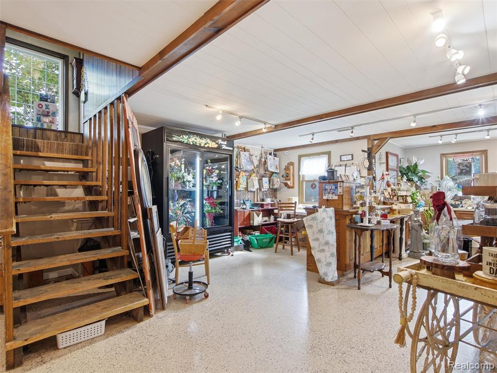 425 S Ortonville Road, Ortonville, MI 48462 — Photo 20