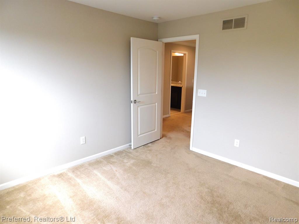 50316 AMBERWOOD Road, Canton, MI 48188 — Photo 30