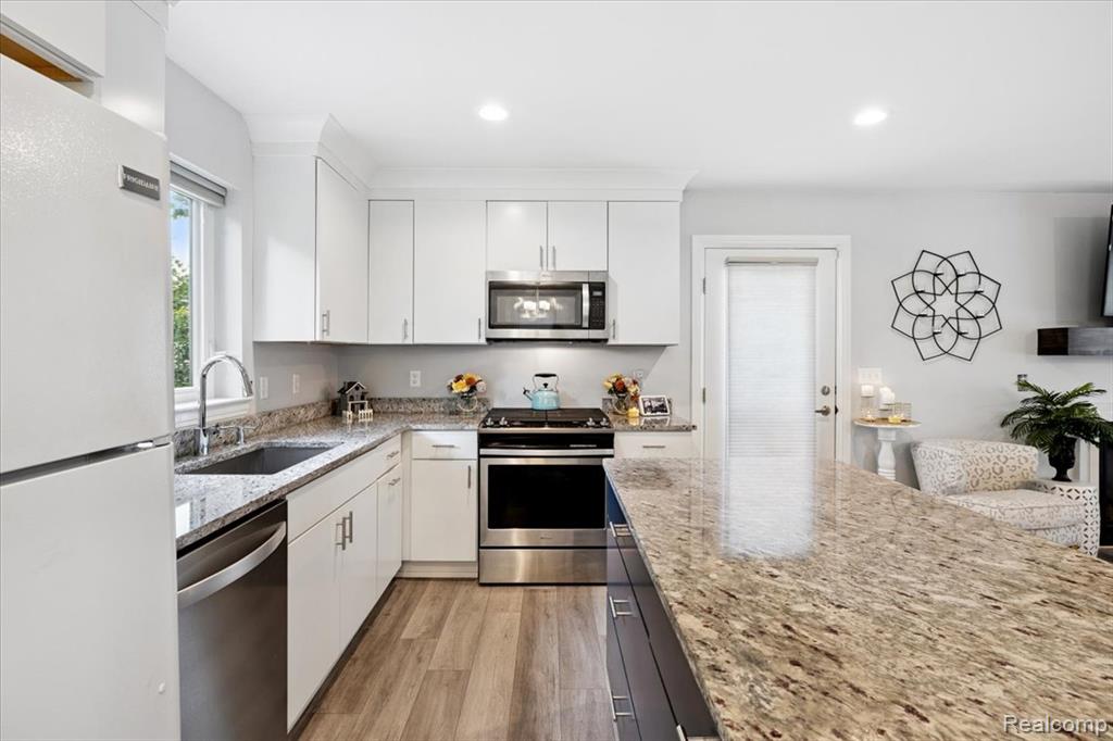 440 Livingston Street, Howell, MI 48843 — Photo 12