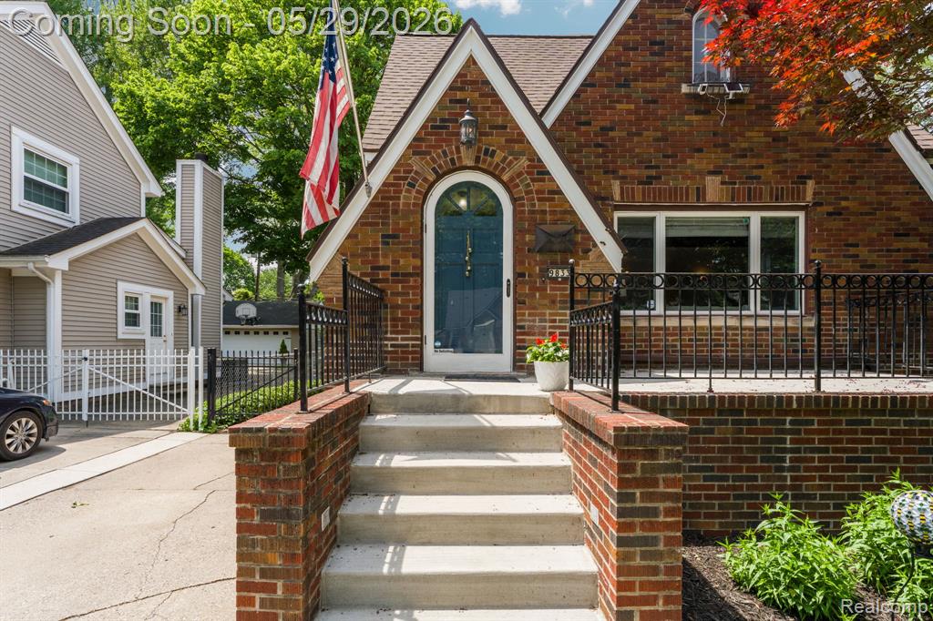 9833 Ingram Street, Livonia, MI 48150 — Photo 2