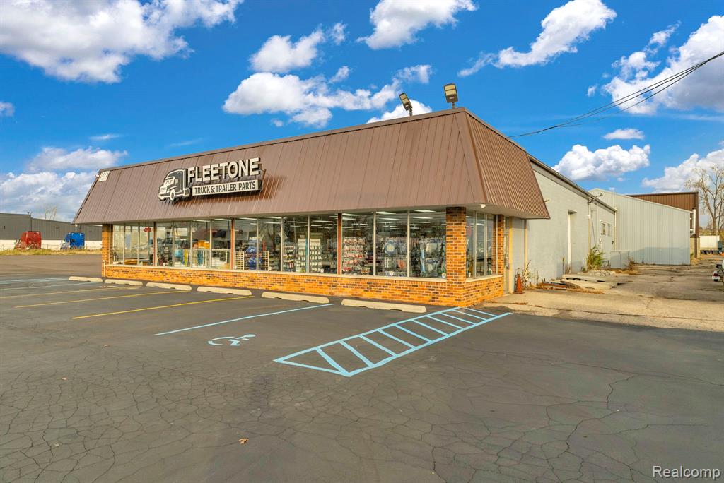 1475 S Newburgh Road, Westland, MI, 48186