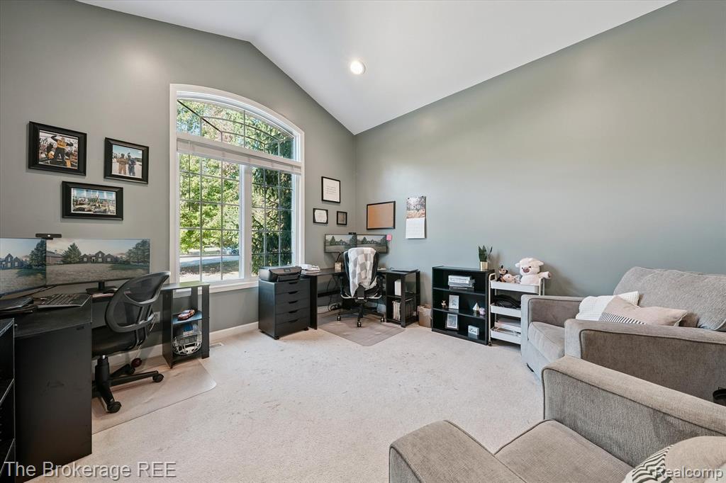 8000 Barrington Lane, Clarkston, MI 48348 — Photo 11