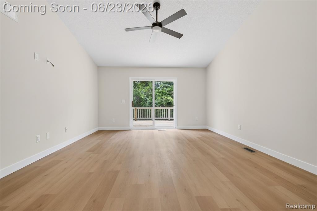 3108 Falcon Drive, 25, Burton, MI 48519 — Photo 15