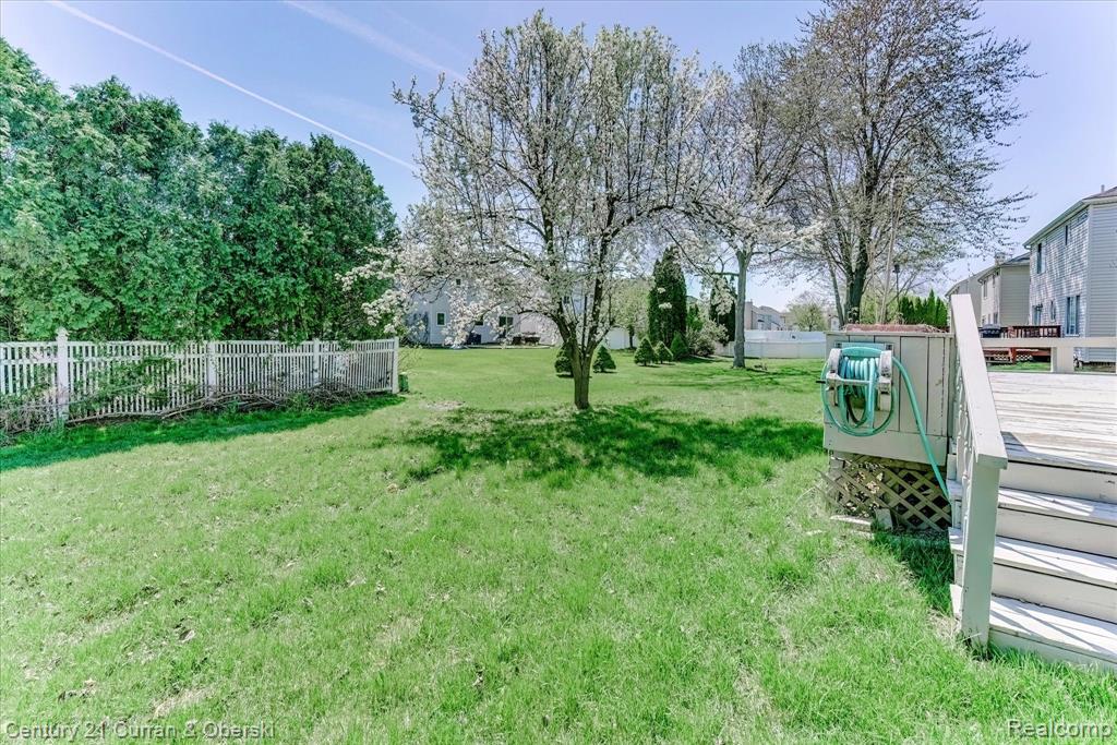 43563 Lotus Drive, Canton, MI 48188 — Photo 26