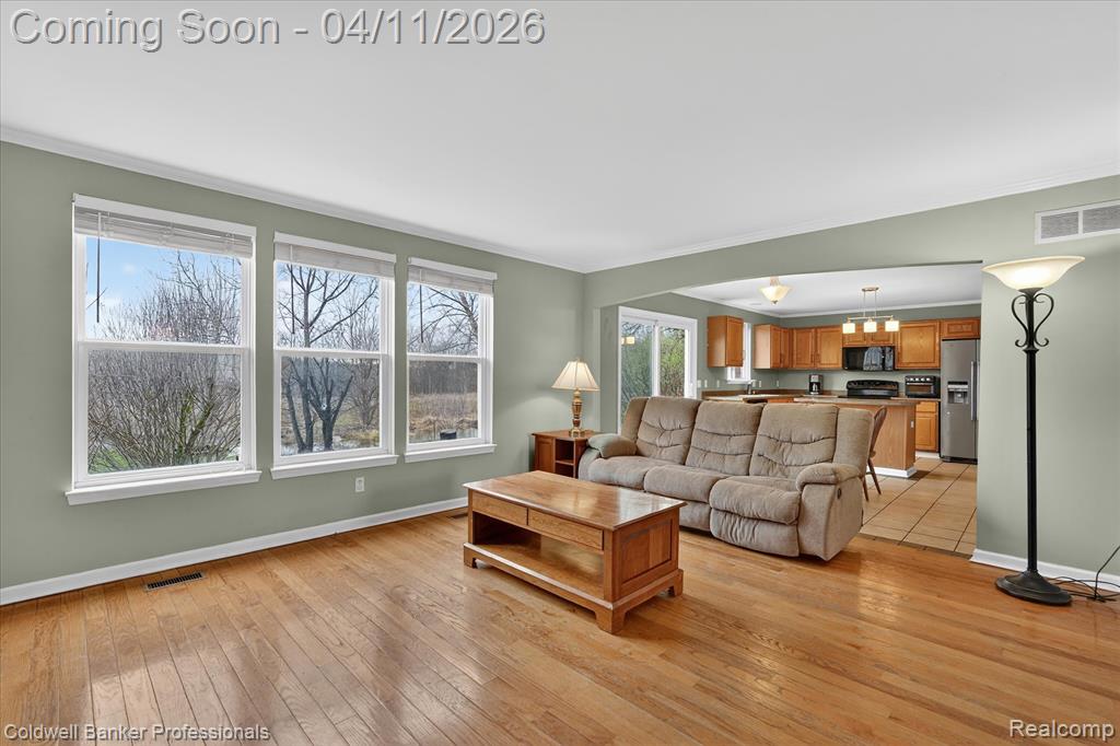 10314 Edgewater Trail, Holly, MI 48442 — Photo 6
