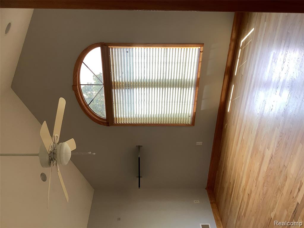 511 BASELINE Road, Northville, MI 48167 — Photo 19