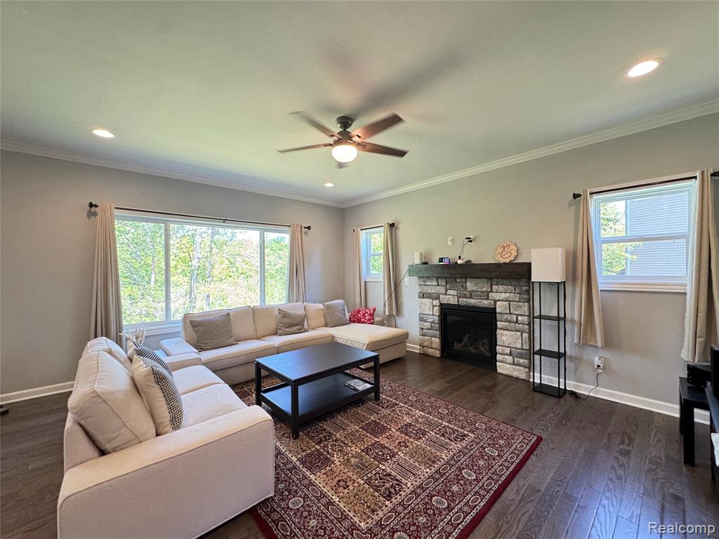 6149 Woodridge Lane, Grand Blanc, MI 48439 — Photo 11