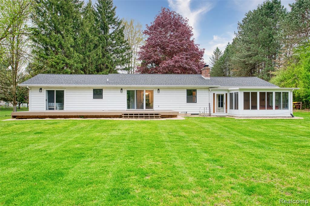 8077 Hunter Road, Bath, MI 48808 — Photo 22
