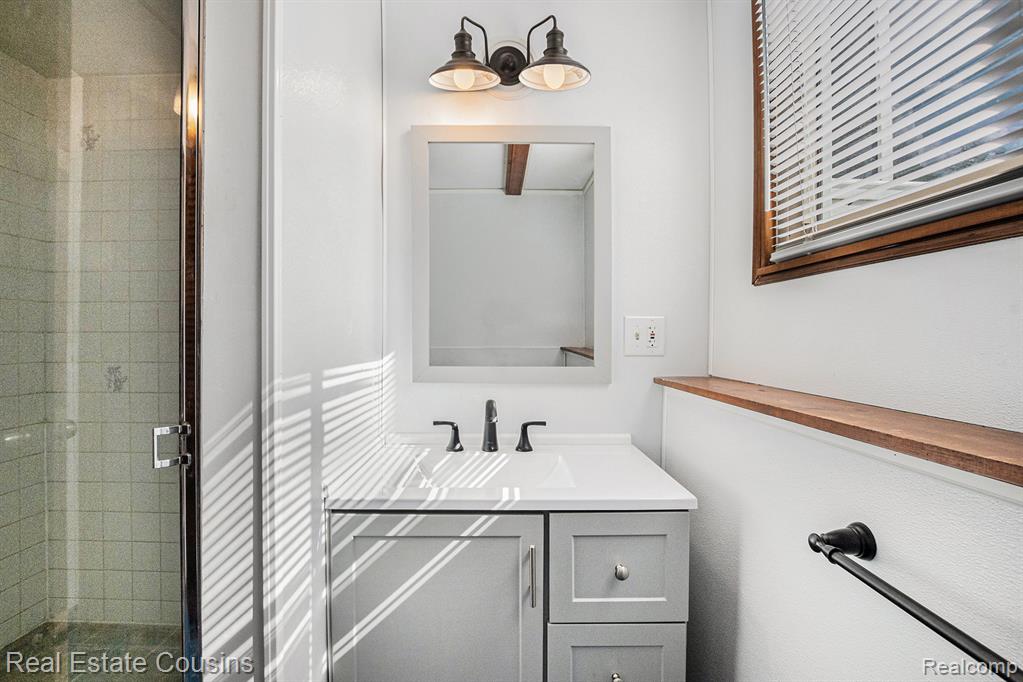 8351 Lange Road, Fowlerville, MI 48836 — Photo 21