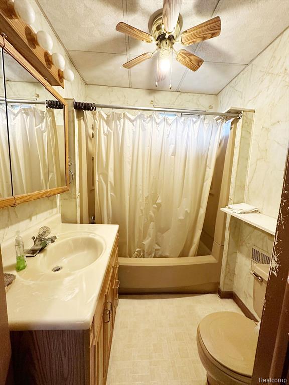 426 PLUM Street, Wyandotte, MI 48192 — Photo 23