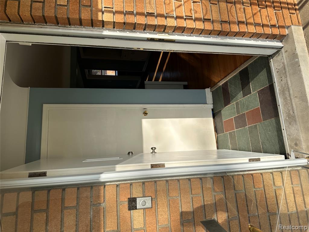 8842 Marion, Redford, MI 48239 — Photo 3