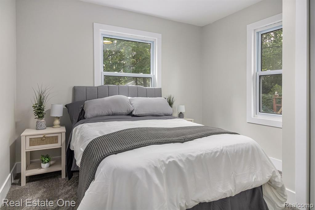 927 N LAFAYETTE Avenue, Royal Oak, MI 48067 — Photo 20