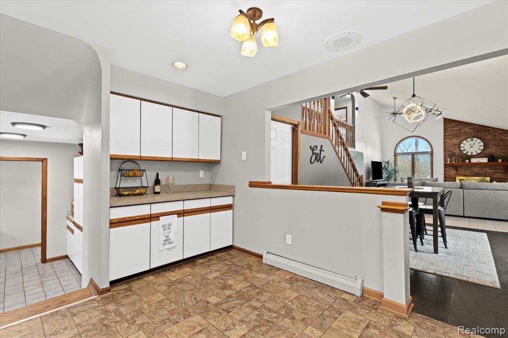 1415 ROSE CENTER Road, Fenton, MI 48430 — Photo 16