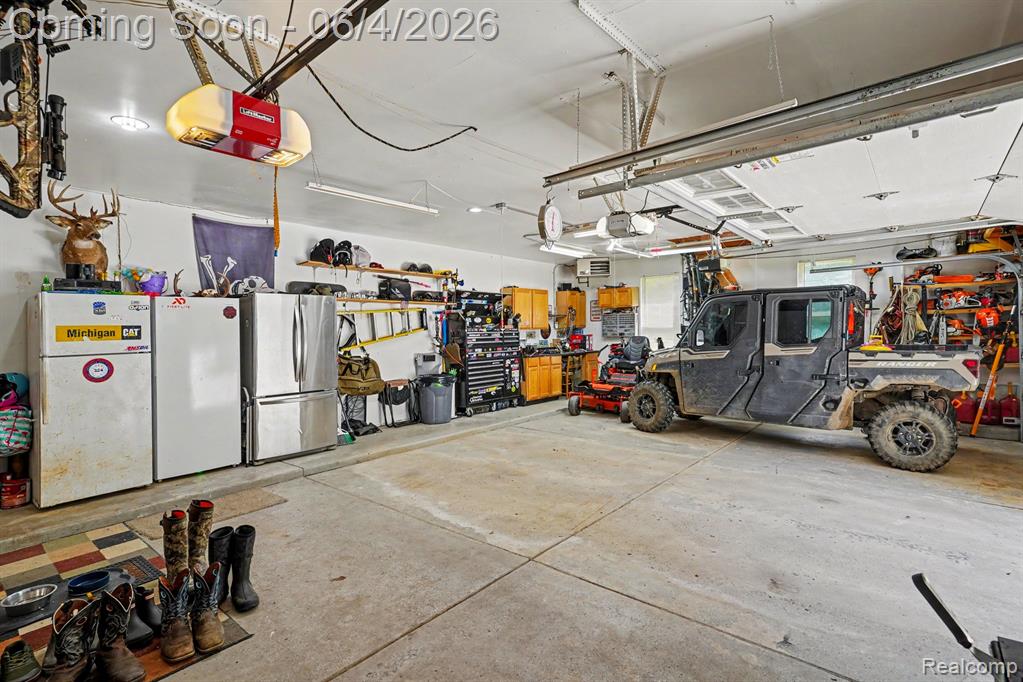 9875 Buckhorn Lake Road, Holly, MI 48442 — Photo 36